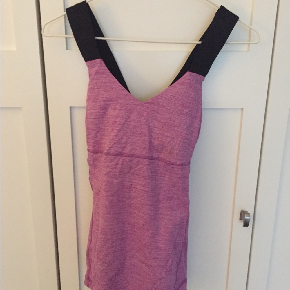 Lululemon top